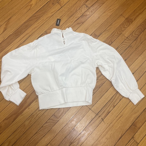 Express - Picture 2 of 3